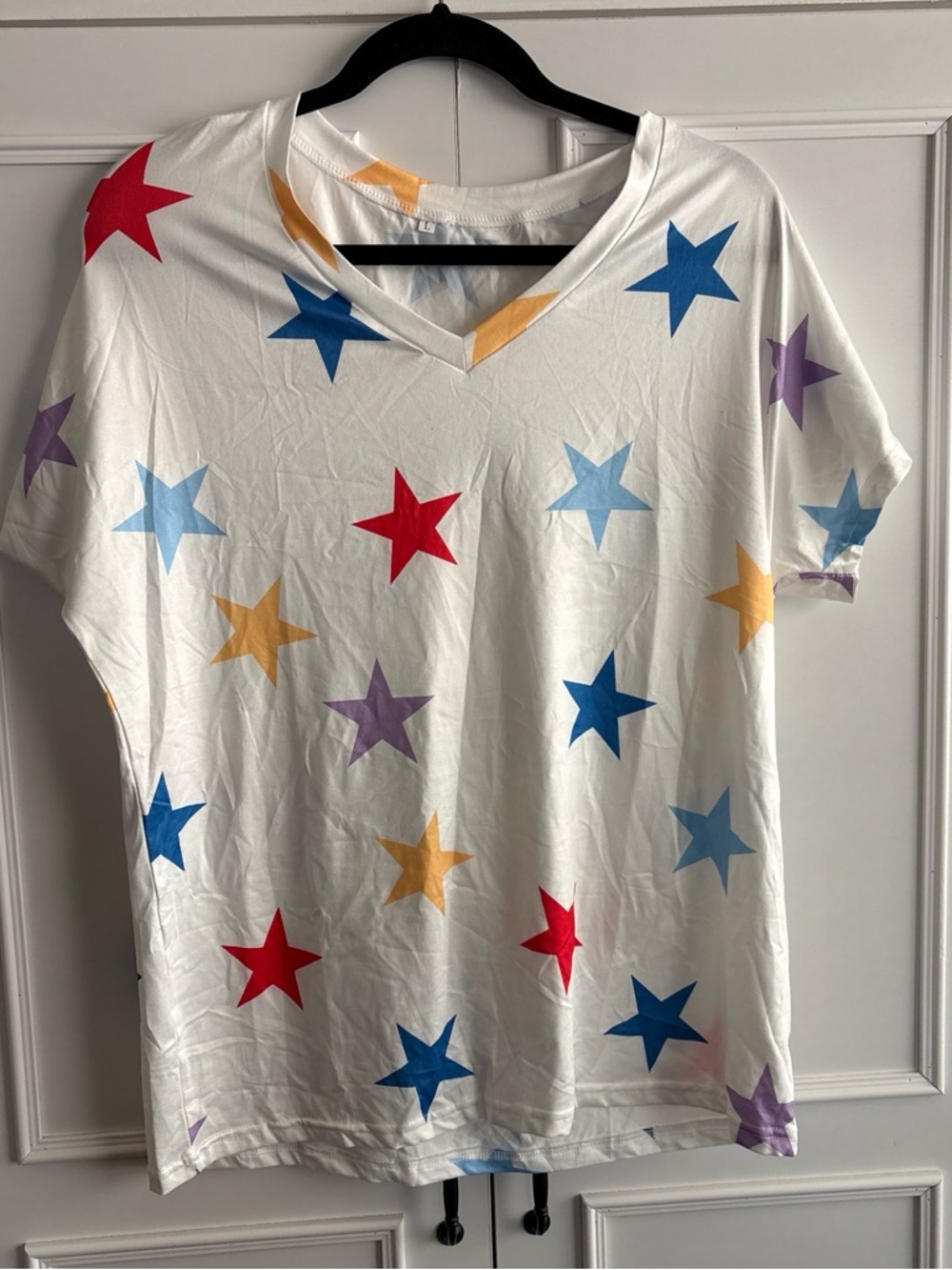 White Star Print V-Neck Tee